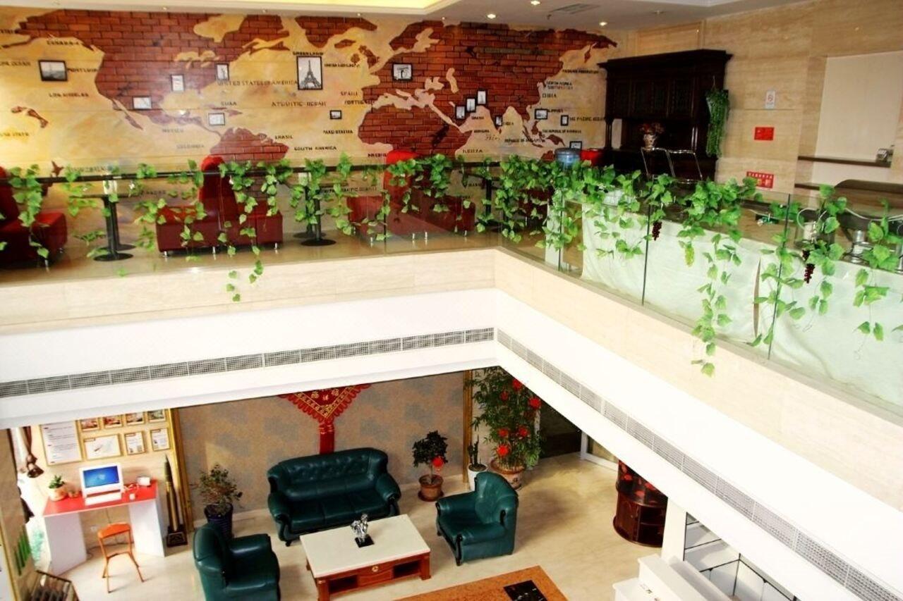 Greentree Inn Shandong Qingdao Wuyishan Road Jiashike Shopping Center Business Hotel Bagian luar foto