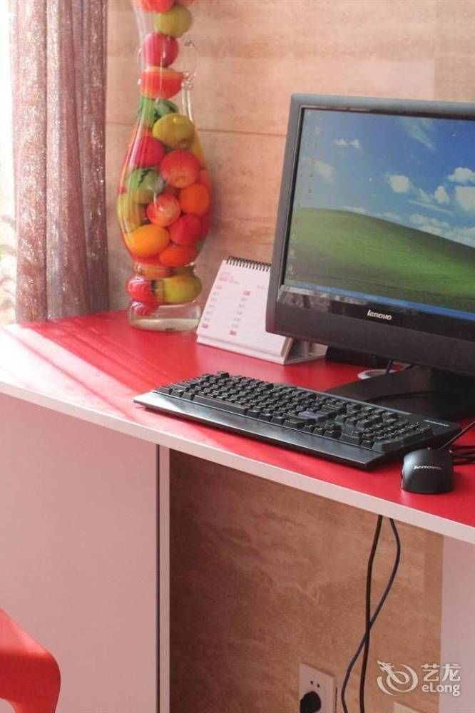 Greentree Inn Shandong Qingdao Wuyishan Road Jiashike Shopping Center Business Hotel Bagian luar foto